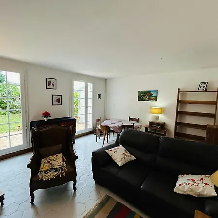 La Maison Aux Oiseaux Calme Reims